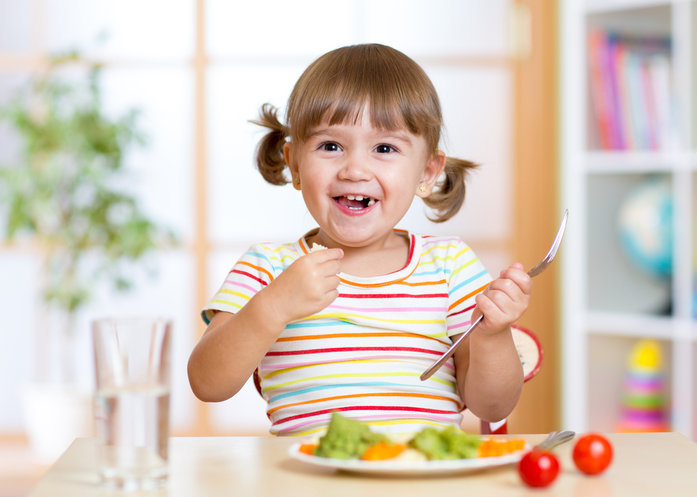 Teaching Table Manners to Your Young Kids